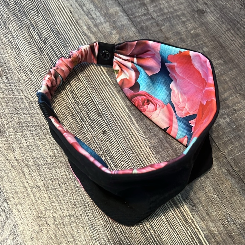 Lululemon reversible headband